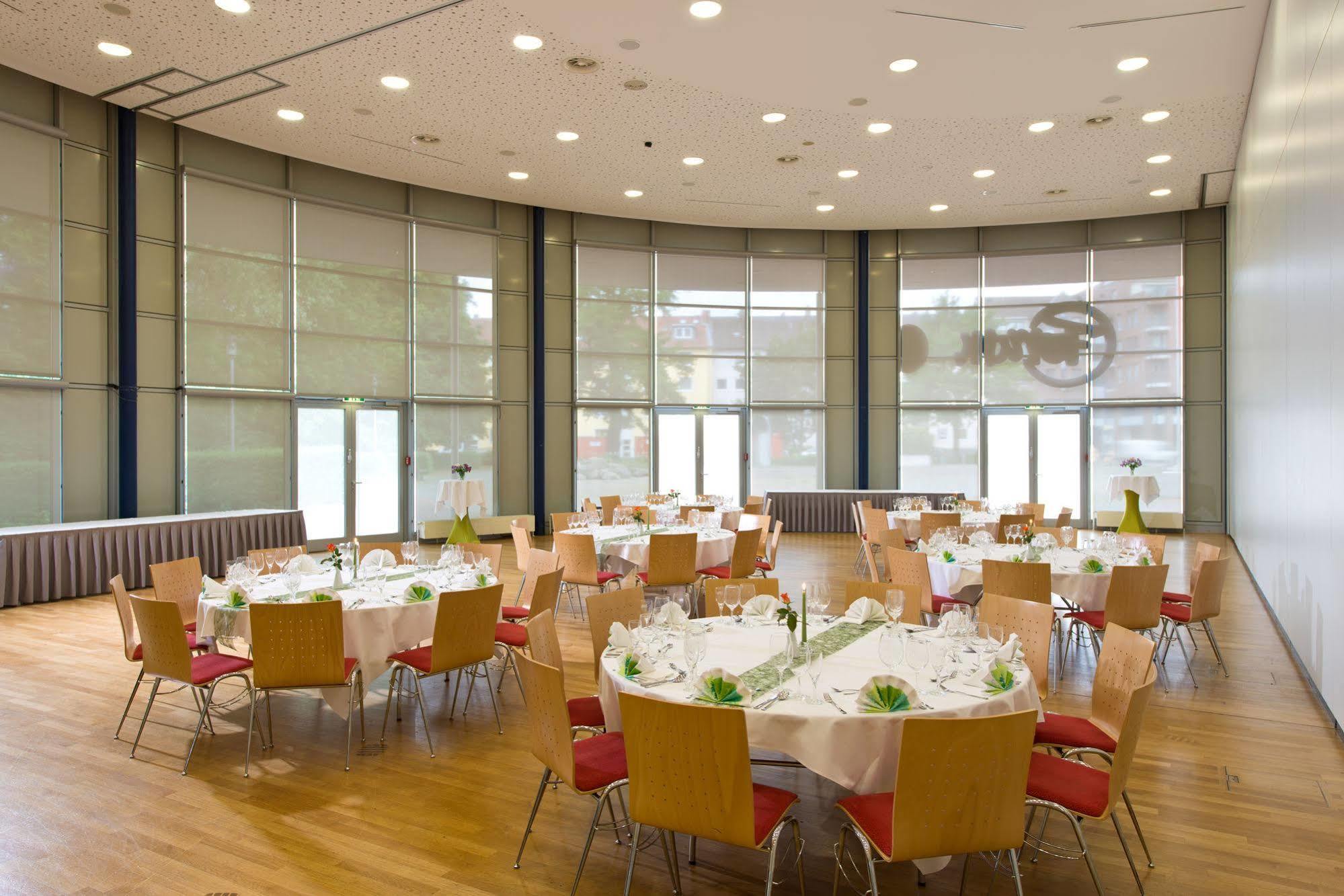 Dormero Hotel Hannover-Langenhagen Airport Exterior photo