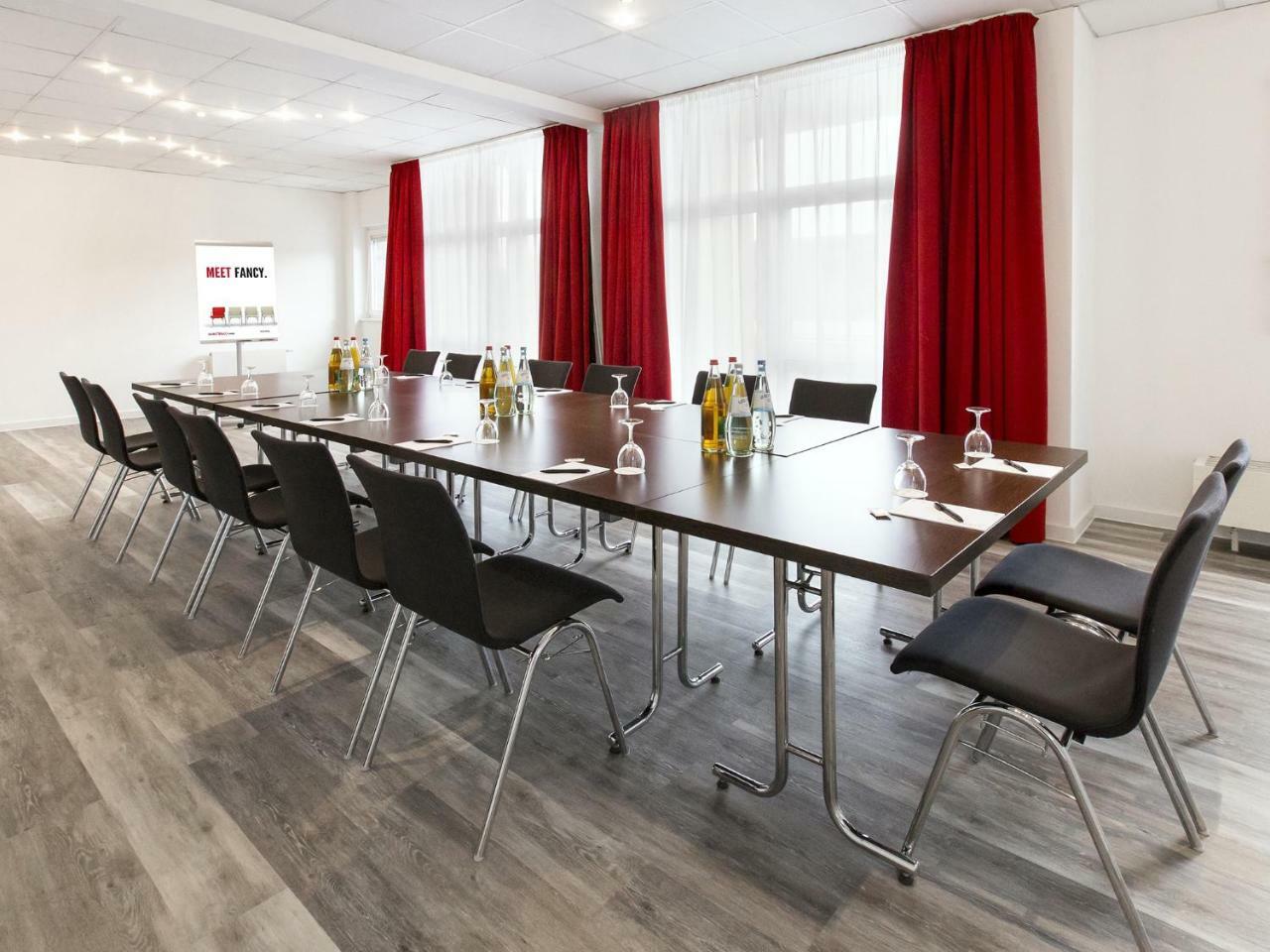 Dormero Hotel Hannover-Langenhagen Airport Exterior photo