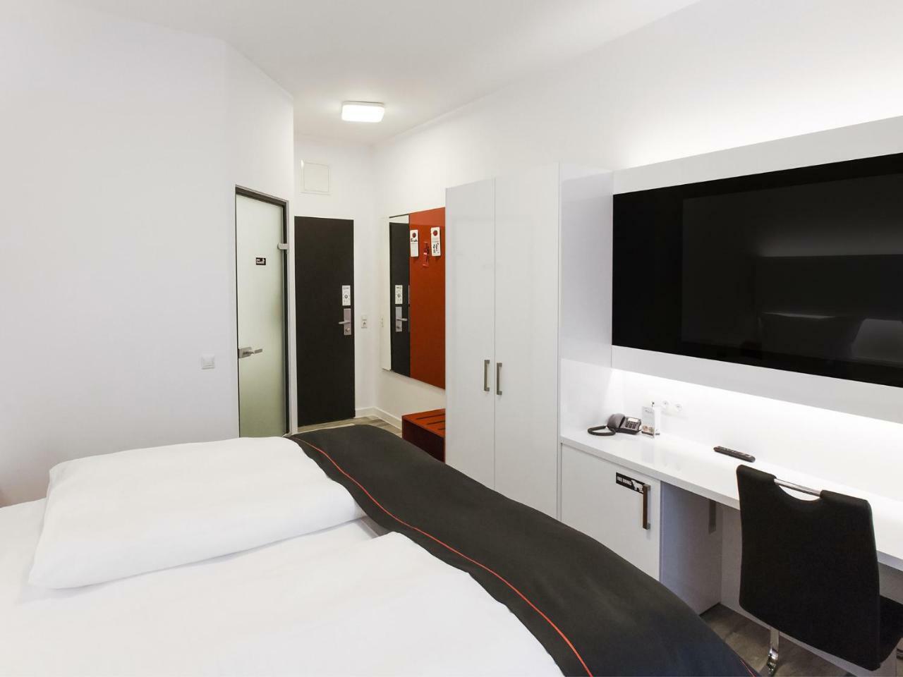 Dormero Hotel Hannover-Langenhagen Airport Exterior photo